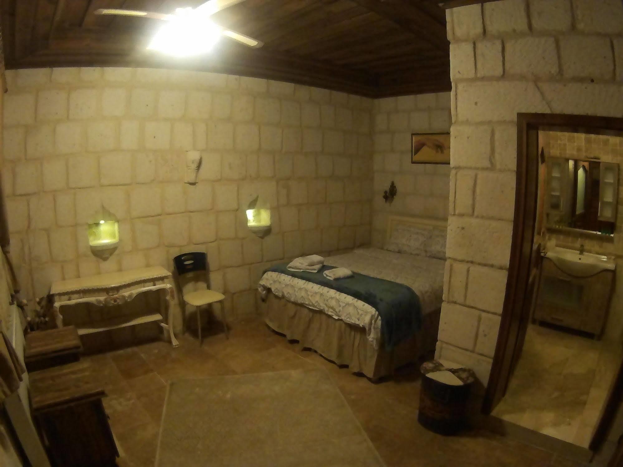 Pandora Cave Hotel Göreme Exteriör bild